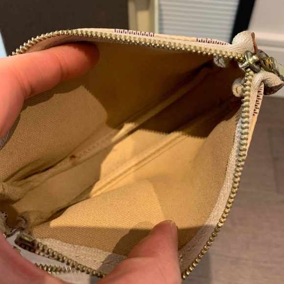 🎁SOLD🎁Mini Pochette Damier Azur - Picture 2 of 11